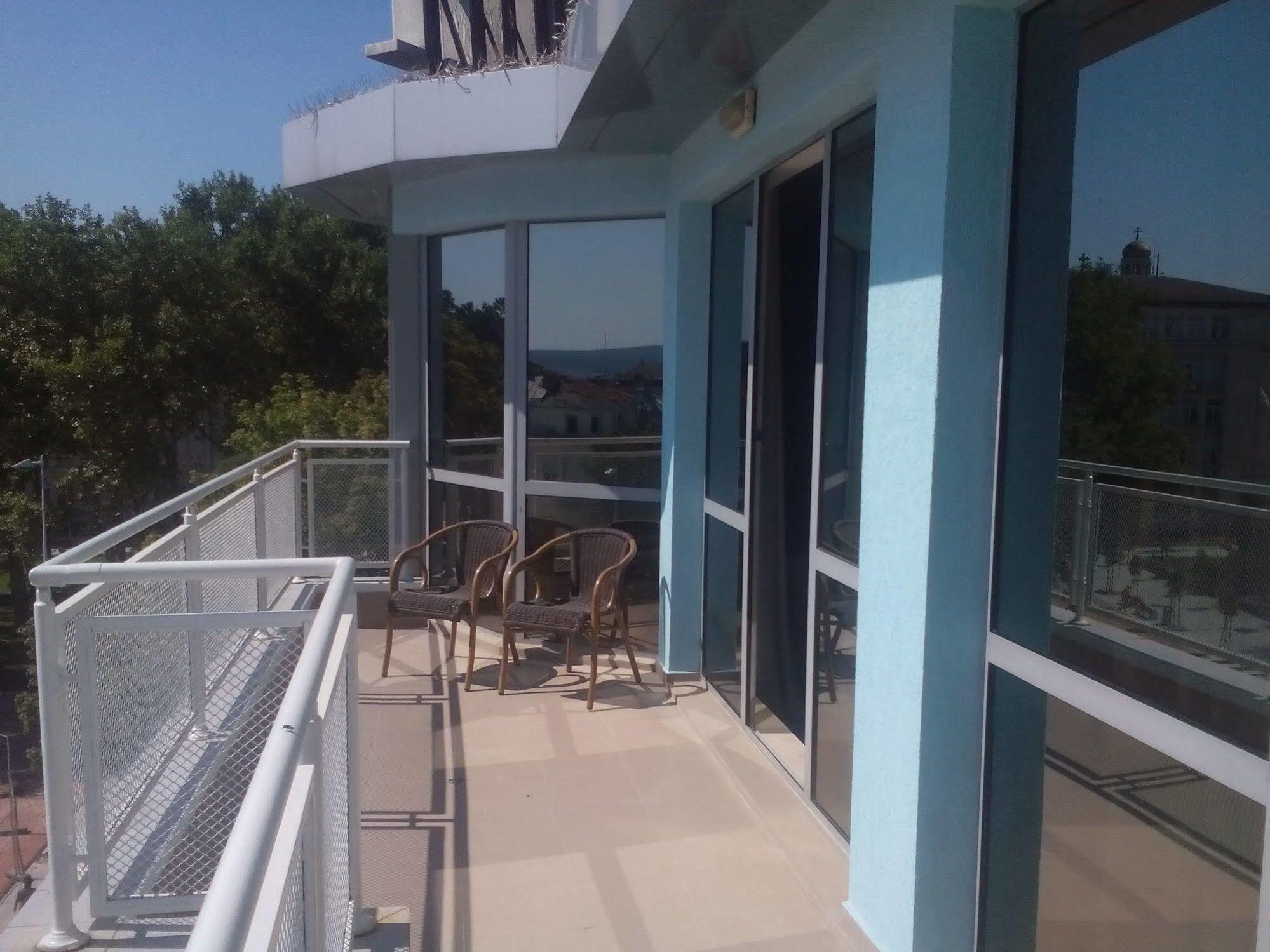 City Mark Hotel Varna Exterior foto